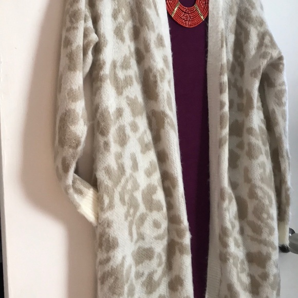Leopard print long open maxi cardigan sweater - Picture 2 of 5